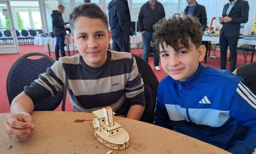 STEMAJMO-2025-4-10-2